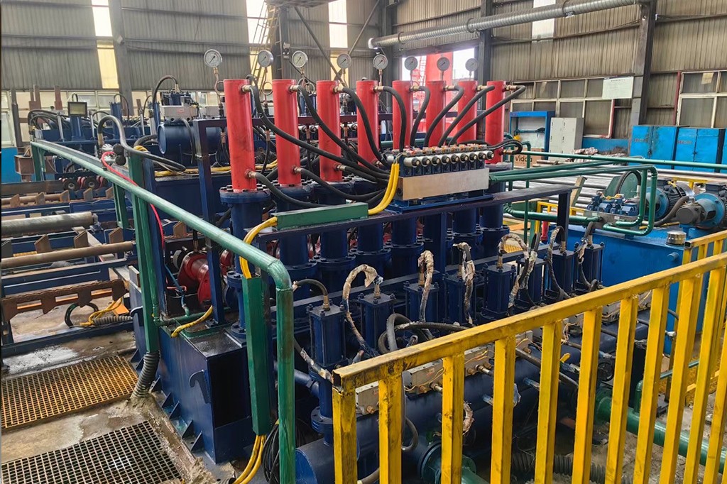 hydro testing machine