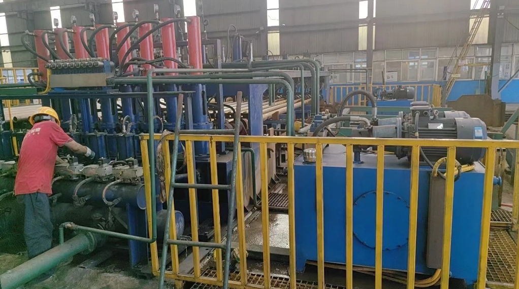 steel pipe testing machine